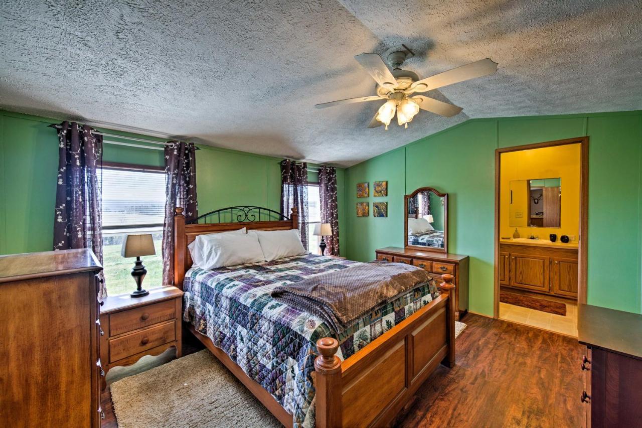 The Lodge Klingerstown Home On 180-Acre Farm! Exterior photo